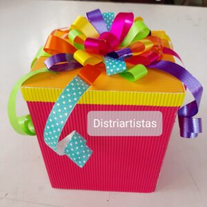 Curso de Bolsas, moños, empaques, cajas decorativas y de regalo